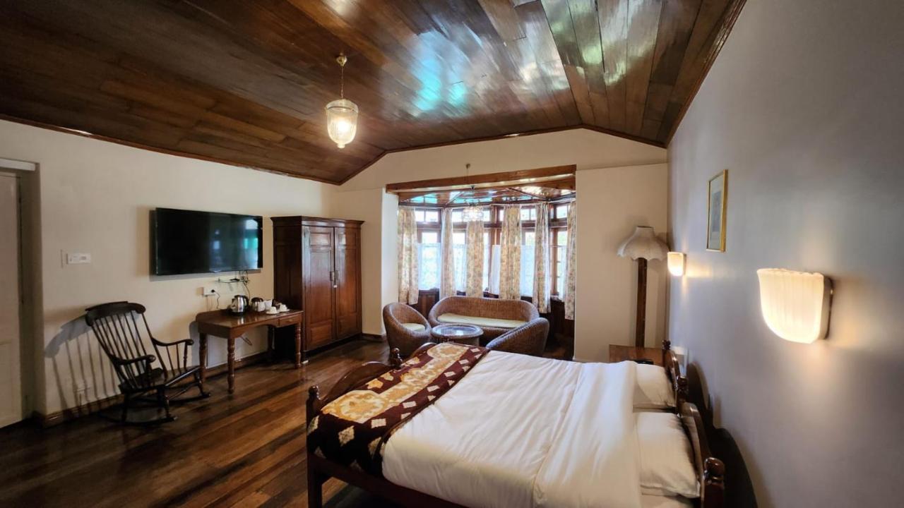 Ivanhoe Hotel Darjeeling  Bagian luar foto