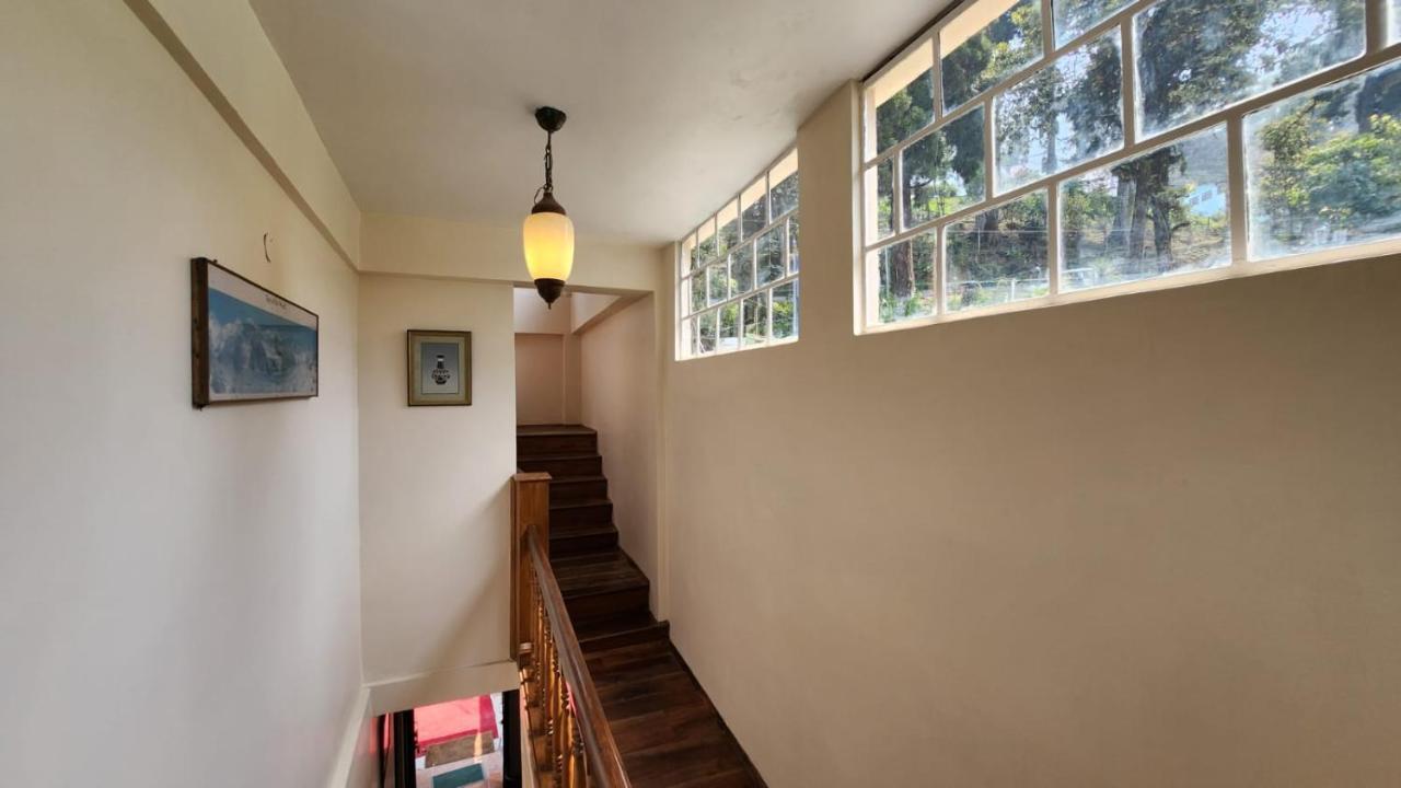 Ivanhoe Hotel Darjeeling  Bagian luar foto